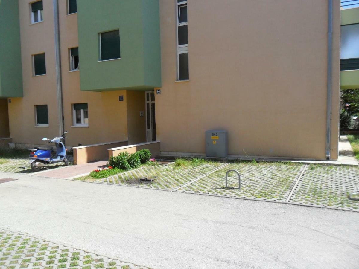 Apartment Ivan โตรกีร์ ภายนอก รูปภาพ
