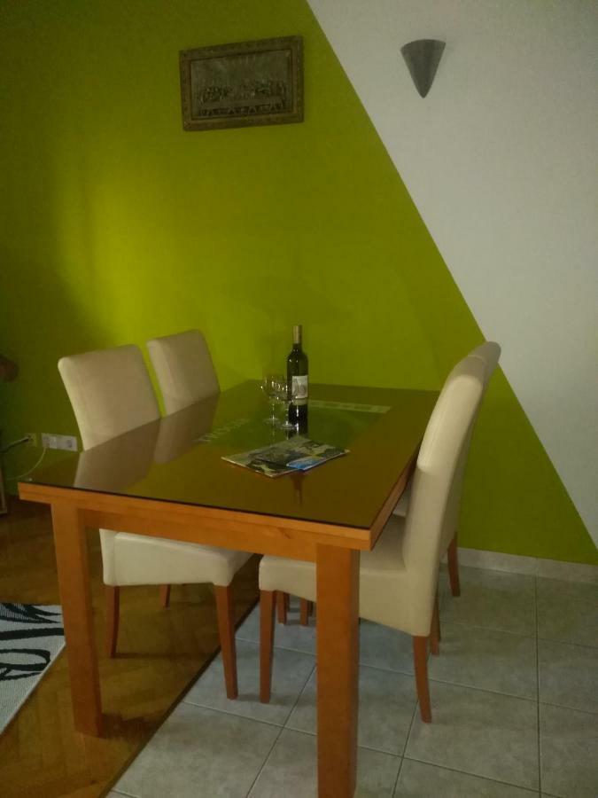 Apartment Ivan โตรกีร์ ภายนอก รูปภาพ