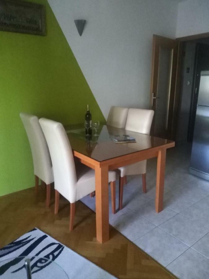 Apartment Ivan โตรกีร์ ภายนอก รูปภาพ